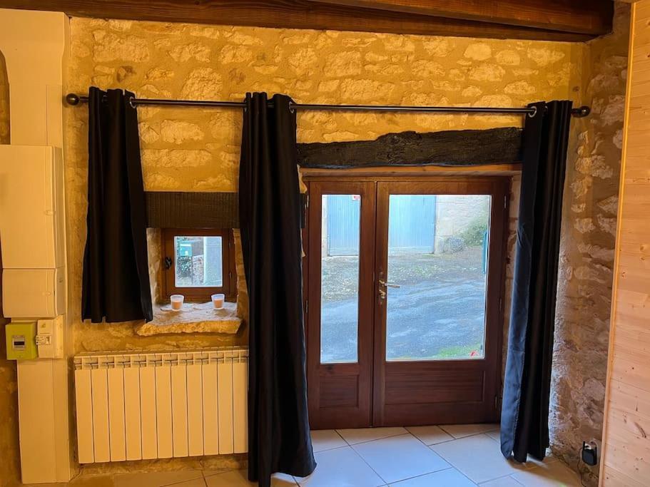 Le Chalet Saint-Pardoux-la-Riviere ภายนอก รูปภาพ